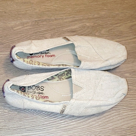 bobs with arch support